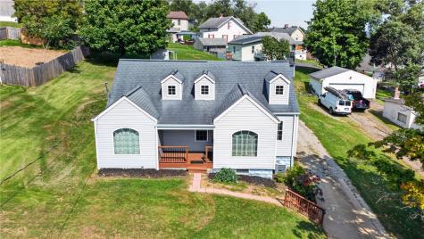 222 Cherry Avenue Houston PA 15342