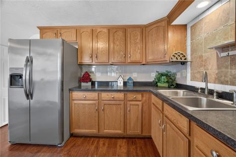 222 Cherry Avenue Houston PA 15342