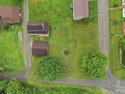 220 2nd Street W Leechburg PA 15656
