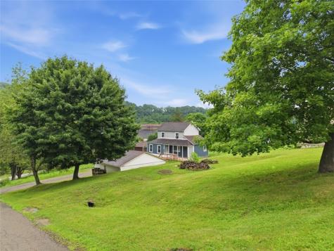 220 2nd Street W Leechburg PA 15656