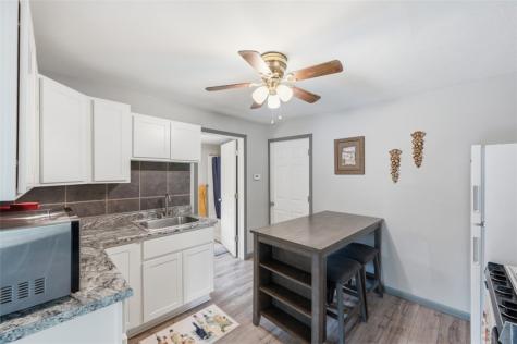 220 2nd Street W Leechburg PA 15656