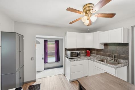 220 2nd Street W Leechburg PA 15656