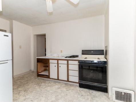 1030 Knoll Street Aliquippa PA 15001