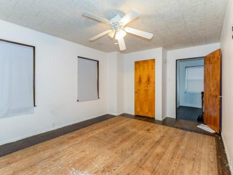 1030 Knoll Street Aliquippa PA 15001