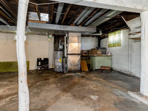 1030 Knoll Street Aliquippa PA 15001