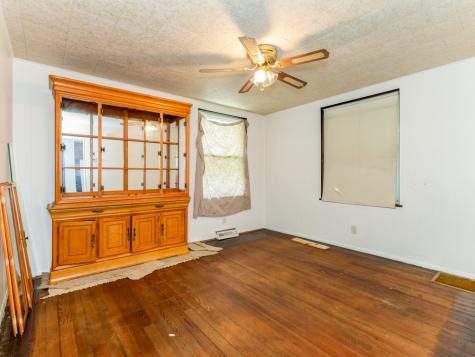 1030 Knoll Street Aliquippa PA 15001