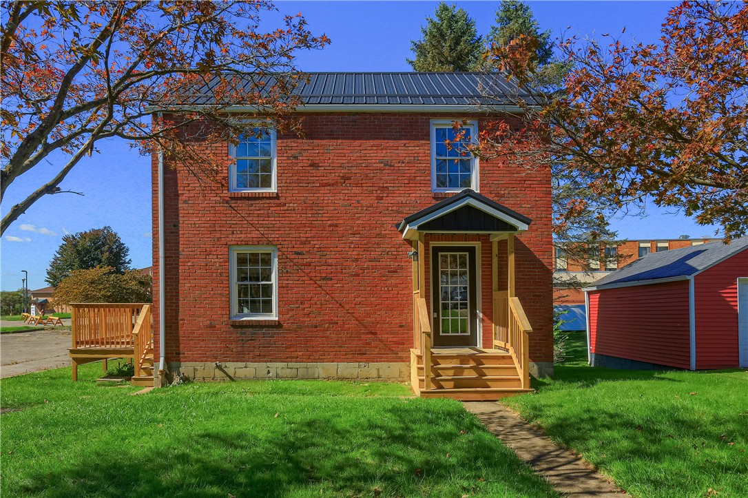 732 Pershing Street Ellwood City PA 16117