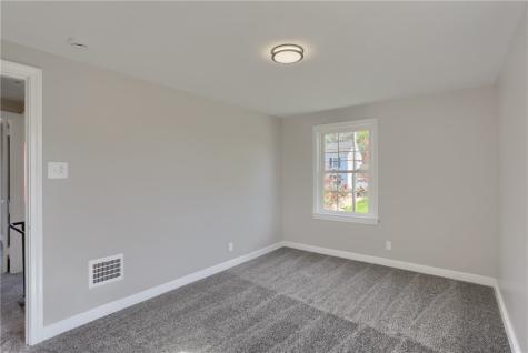 732 Pershing Street Ellwood City PA 16117