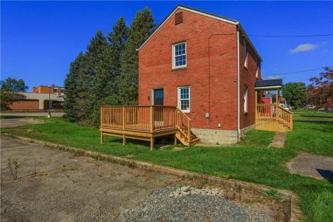 732 Pershing Street Ellwood City PA 16117