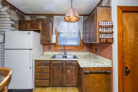 1720 Tyler Street Aliquippa PA 15001