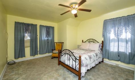 1720 Tyler Street Aliquippa PA 15001