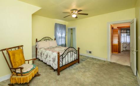 1720 Tyler Street Aliquippa PA 15001