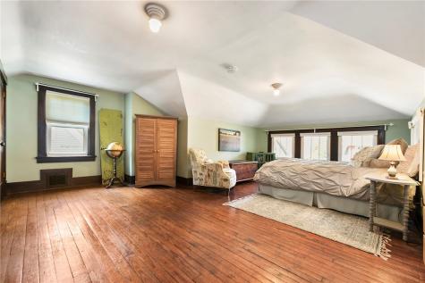 5124 Bayard Street Shadyside PA 15232
