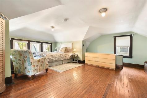 5124 Bayard Street Shadyside PA 15232