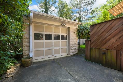 5124 Bayard Street Shadyside PA 15232