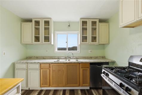 95 E Main Street Avella PA 15379