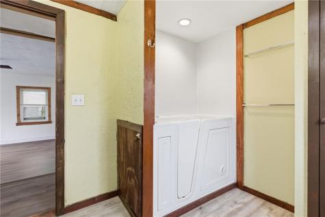 95 E Main Street Avella PA 15379