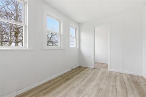95 E Main Street Avella PA 15379