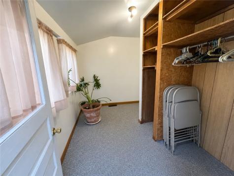 409 Penn Avenue Leechburg Boro PA 15656