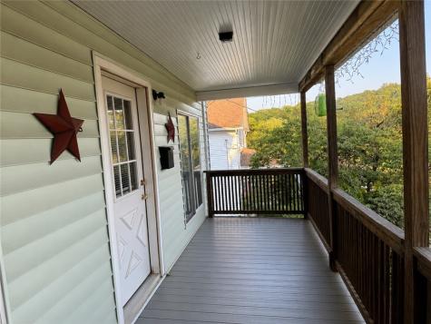 409 Penn Avenue Leechburg Boro PA 15656
