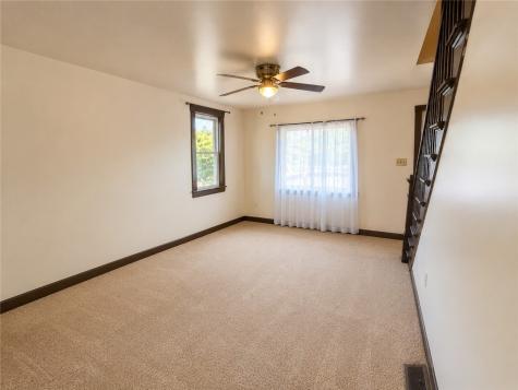 409 Penn Avenue Leechburg Boro PA 15656