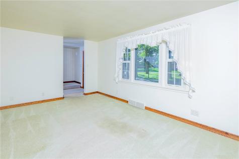 411 Kerry Drive Township Of But Nw PA 16001