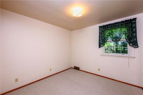411 Kerry Drive Township Of But Nw PA 16001