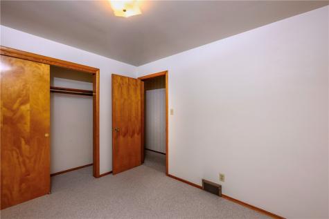 411 Kerry Drive Township Of But Nw PA 16001