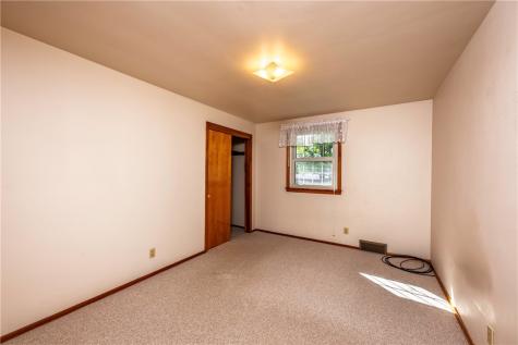 411 Kerry Drive Township Of But Nw PA 16001