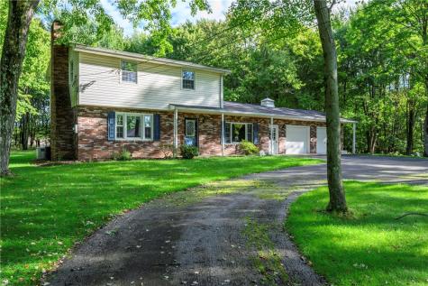 411 Kerry Drive Township Of But Nw PA 16001