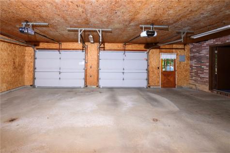 411 Kerry Drive Township Of But Nw PA 16001