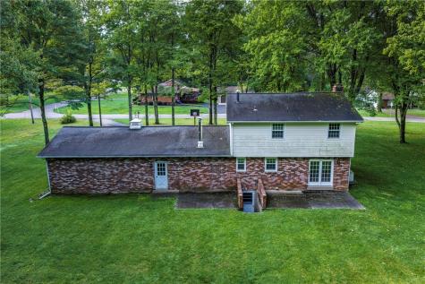 411 Kerry Drive Township Of But Nw PA 16001