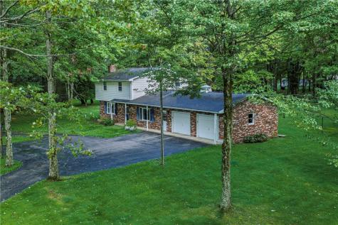 411 Kerry Drive Township Of But Nw PA 16001