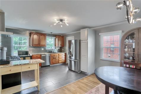 4732 Greensprings Avenue West Mifflin PA 15122