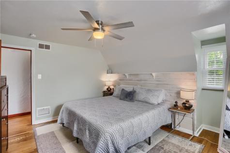 4732 Greensprings Avenue West Mifflin PA 15122