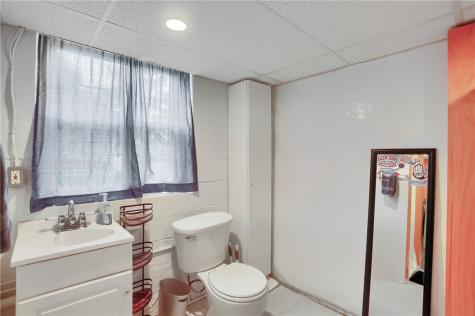 4732 Greensprings Avenue West Mifflin PA 15122
