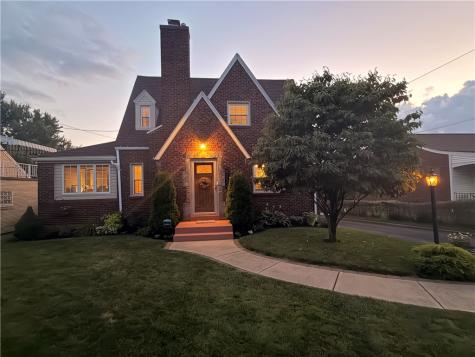 4732 Greensprings Avenue West Mifflin PA 15122