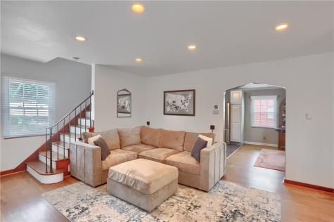 4732 Greensprings Avenue West Mifflin PA 15122