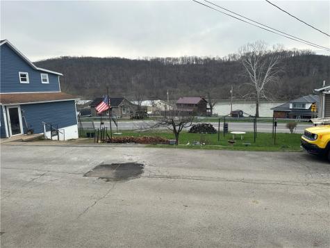 111 Center Street East Bethlehem PA 15348