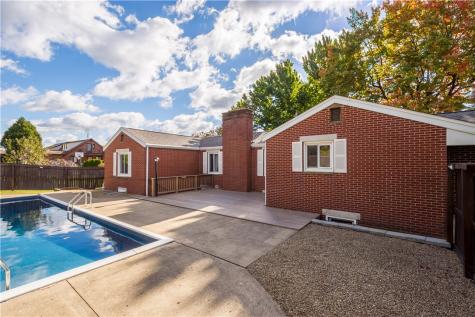 2724 20th Street Extension Chippewa Township PA 15010