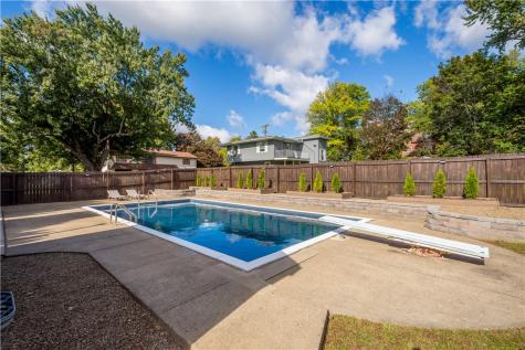 2724 20th Street Extension Chippewa Township PA 15010