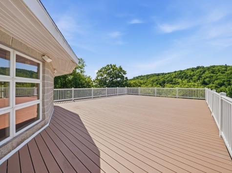 237 Cherry Valley Road Clinton Township PA 16056