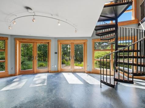 237 Cherry Valley Road Clinton Township PA 16056