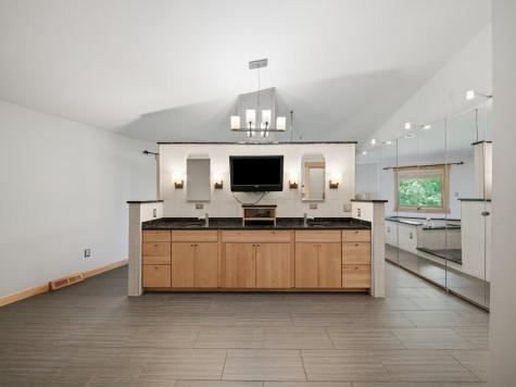 237 Cherry Valley Road Clinton Township PA 16056