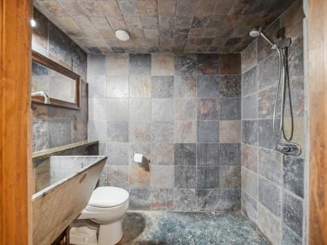237 Cherry Valley Road Clinton Township PA 16056