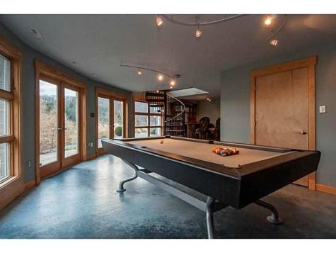 237 Cherry Valley Road Clinton Township PA 16056