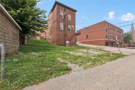 540 Washington Avenue Charleroi Boro PA 15022