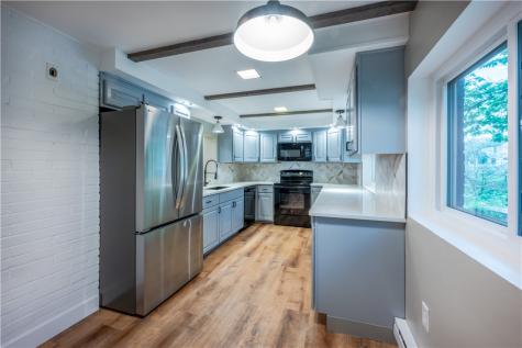 335 Lafayette Fineview PA 15214