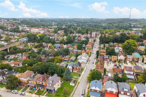 1403 Kenberma Avenue Beechview PA 15216