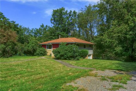 194 Woodridge Drive Brighton Township PA 15009